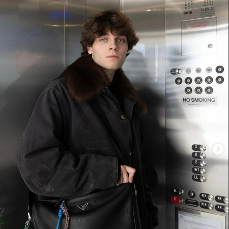 Matthew Sturniolo is an online star and content creator.